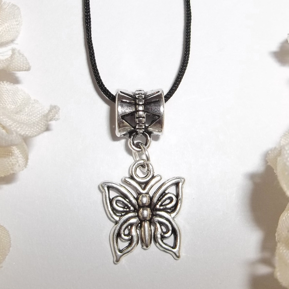 Butterfly Necklace Silver & Black Adjustable 4944 - Picture 1 of 9